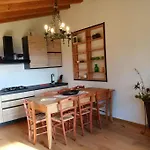 Prada Bellezza Tra Pascoli E Di Garda *