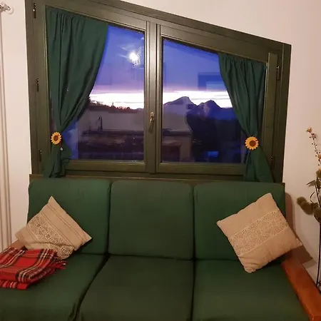 Villa Prada Beauty Through Pastures And Garda *