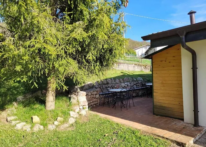 Prada Bellezza Tra Pascoli E Di Garda