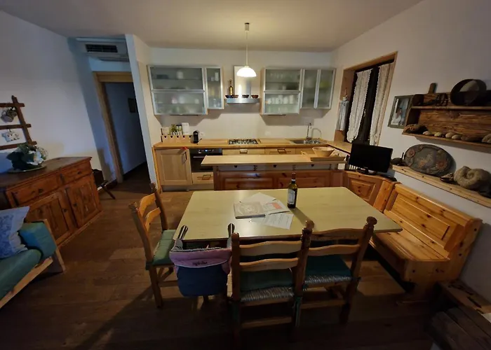 Prada Bellezza Tra Pascoli E Di Garda كاستيليتو دو برينزون